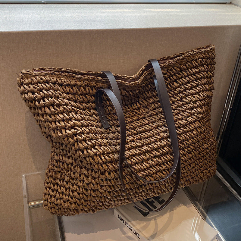👜 Summer Woven Shoulder Bag with Zipper - Large Capacity Women's Beach Handbag