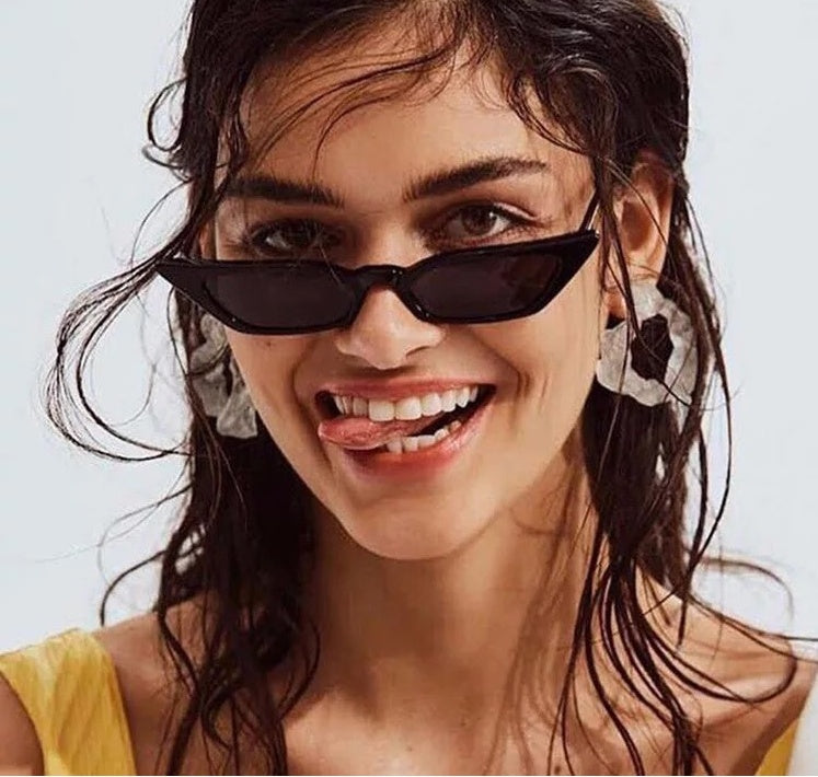 🕶️ Vintage Luxury Women's Sunglasses - Designer Eye Shades for Summer
