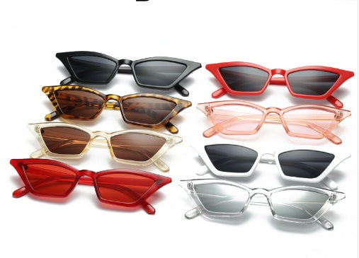 🕶️ Vintage Luxury Women's Sunglasses - Designer Eye Shades for Summer