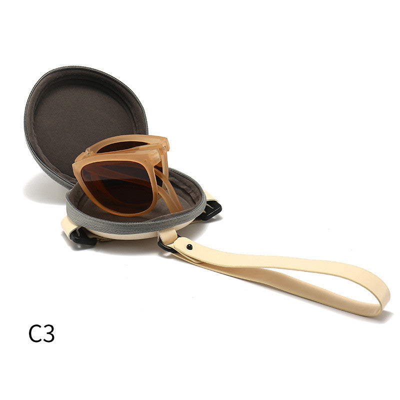 🕶️ Trendy Foldable TR Polarized Sunglasses for Women - Compact & Stylish