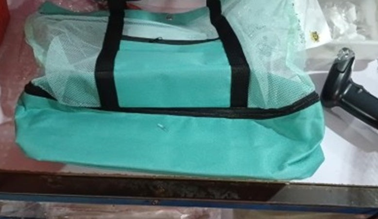 🧊 Insulated Beach & Camping Lunch Bag - Keep Food Fresh Outdoors
