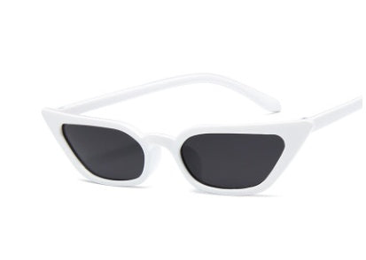 🕶️ Vintage Luxury Women's Sunglasses - Designer Eye Shades for Summer