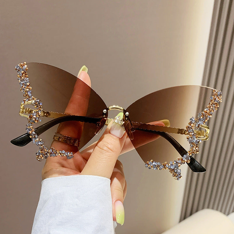 🦋 Luxury Diamond Butterfly Sunglasses - Y2K Vintage Rimless Oversized Women's Shades