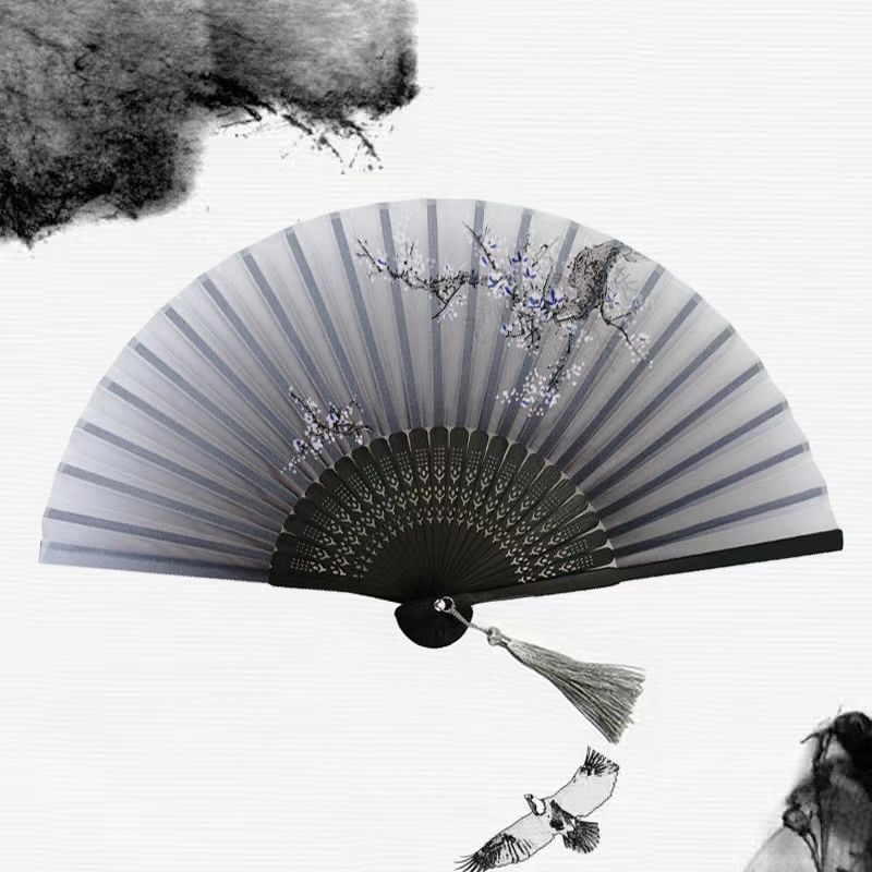 Traditional Chinese Bamboo Fan — Ancient Hanfu Style 🏮