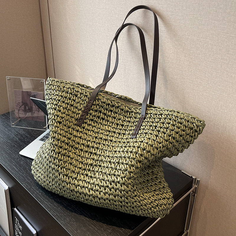 👜 Summer Woven Shoulder Bag with Zipper - Large Capacity Women's Beach Handbag